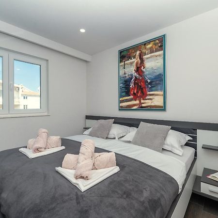 Luxury Apartment Purple Summer Sea View Makarska Exterior photo